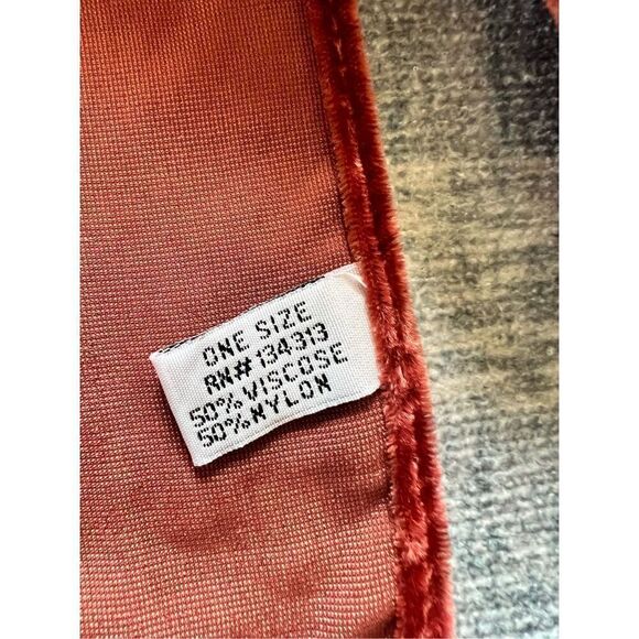 NWT! MTN GRL Wyoming Velvet Mesh Tapestry Tassel Kimono in Rust One Size - Picture 10 of 12